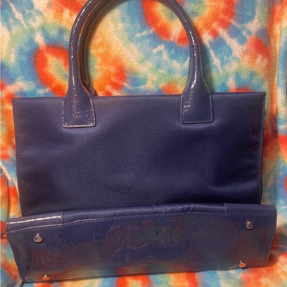 Joy E’Lite Chic Tufftech Tote & Wristlet - Picture 3 of 6
